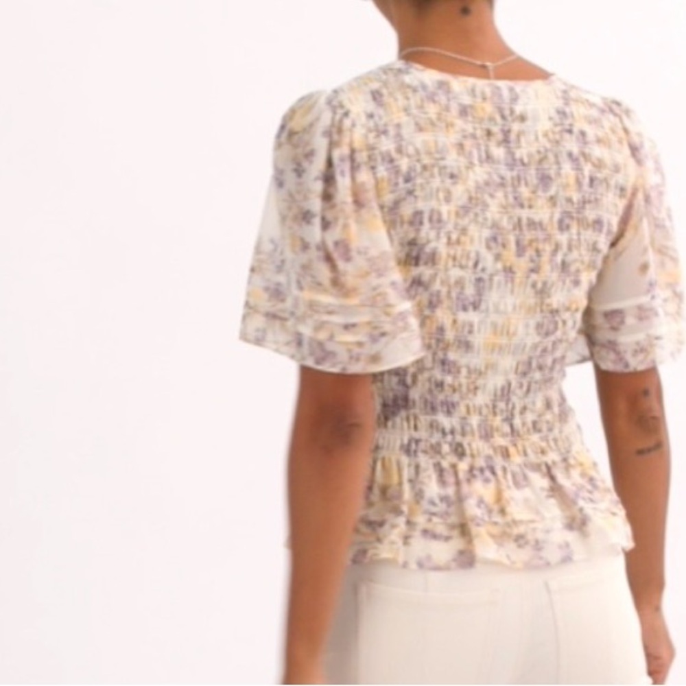 Cabi Angel Top #6714 Floral Pattern Medium NWT - Picture 3 of 7